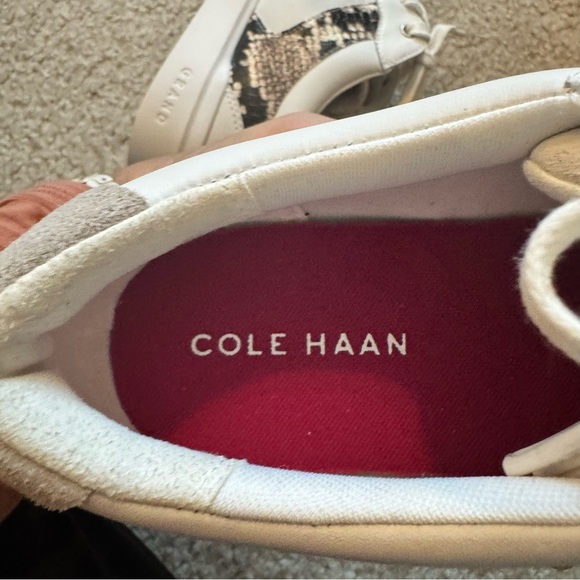 Cole Haan Grand Crosscourt Leather Sneakers White Snake Trim Womens NWOB - Picture 8 of 9